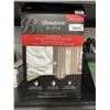 Image 2 : Beautyrest Black 100% Blackout Curtain 2 Panels