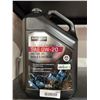 Image 2 : Kirkland SAE 0W-20 Full Synthetic Motor Oil 4.73L
