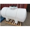 Image 2 : 270 Gallon Poly Leg Tank With Lid And Fitting