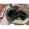Image 5 : Green Puffer Tote Bag with Removable Strap