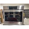 Image 2 : Bosch HBL8453UC/05 Single Electric Wall Oven
