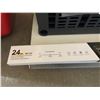 Image 3 : 24in Plug-In Hardwired LED Light Fixture