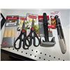 Image 3 : Kitchen Tools Lot Incl. GoodCook, Brita, Starfrit