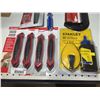 Image 3 : Hand Tool Lot: Utility Knives, Tape, Hacksaw