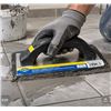 Image 1 : LOT OF 16 QEP Rubber Grout Float And Norton ProSand Sponge