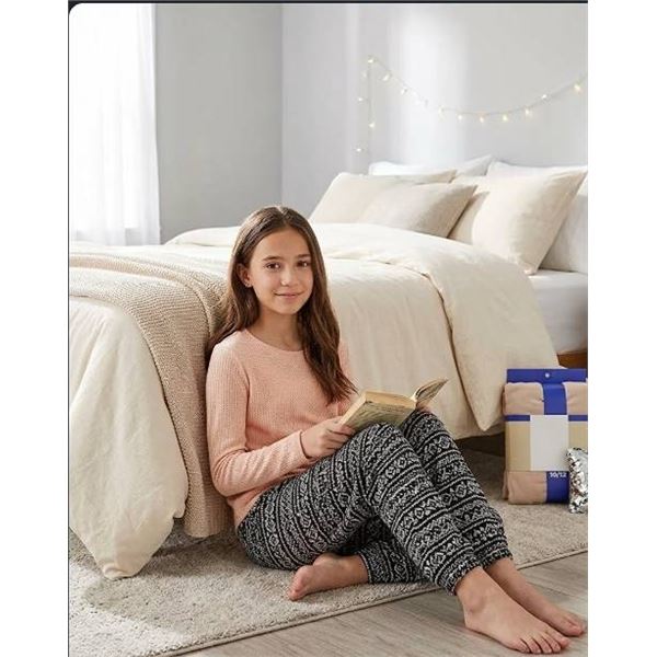 Petit Lem Girls Pyjama Set Size 10/12