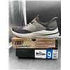 Image 2 : Skechers Men's Black Memory Foam Shoes Size 9
