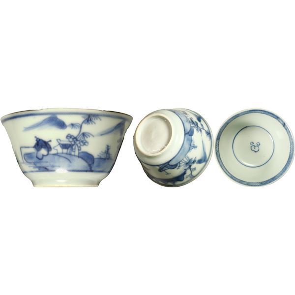 Chinese blue-on-white small porcelain teacup, Kangxi period, ex-"Ca Mau wreck" (ca. 1723-35).