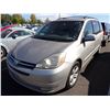 Image 1 : 2005 Toyota Sienna