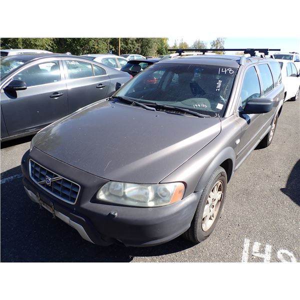 2005 Volvo XC70