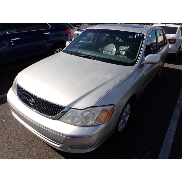 2000 Toyota Avalon