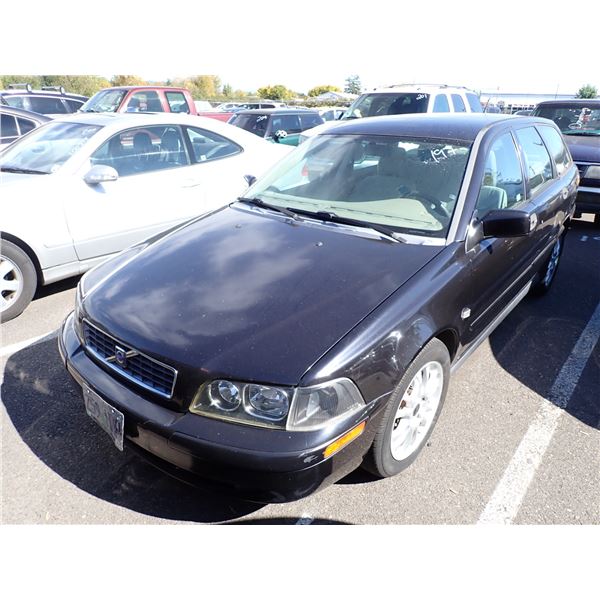 2004 Volvo V40