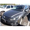 Image 1 : 2012 Volkswagen Tiguan