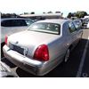 Image 3 : 2005 Lincoln Town Car