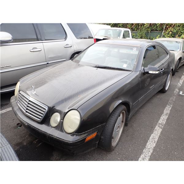 2002 Mercedes CLK320