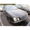 Image 2 : 2002 Mercedes CLK320