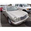 Image 2 : 1999 Mercedes-Benz E320