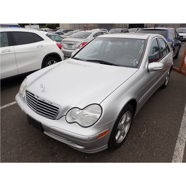 2001 Mercedes-Benz C320