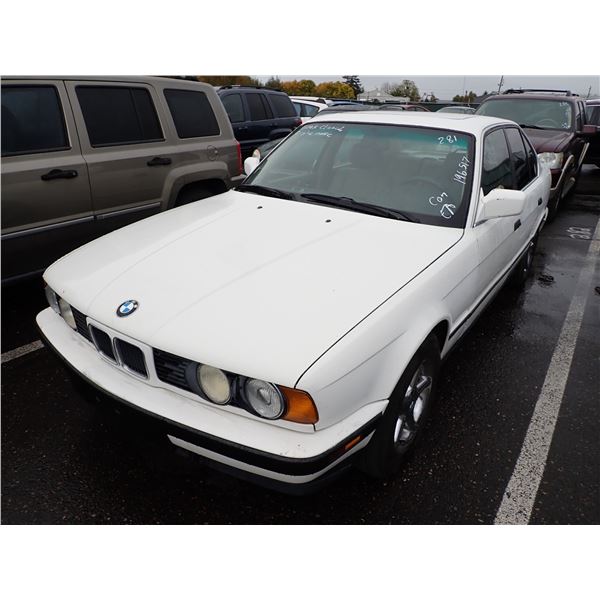 1990 BMW 525i