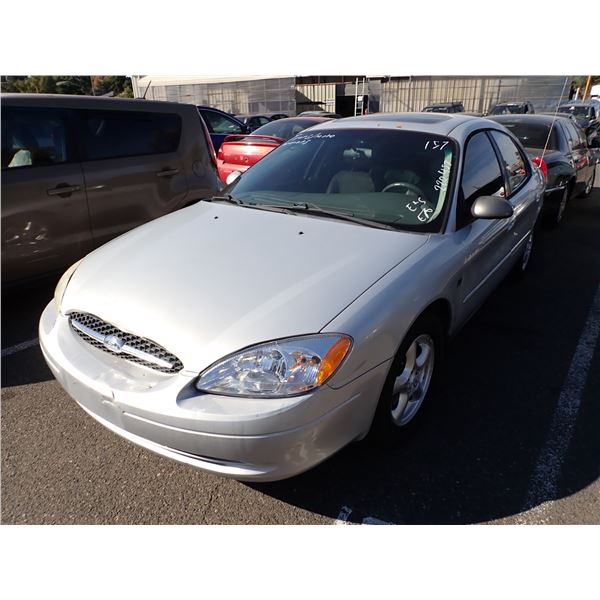 2003 Ford Taurus