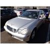 Image 1 : 2001 Mercedes-Benz C320