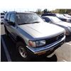 Image 2 : 1998 Nissan Pathfinder