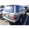 Image 3 : 1998 Nissan Pathfinder