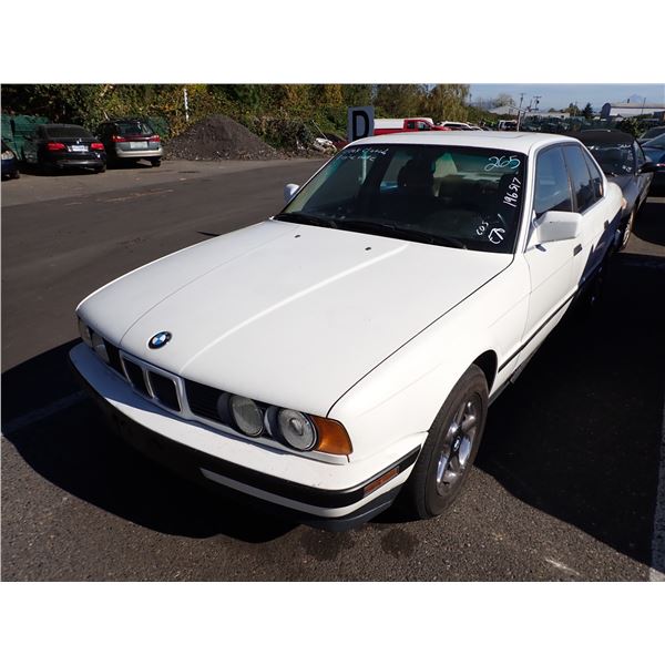 1990 BMW 525i