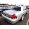Image 3 : 2000 Ford Crown Victoria