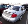 Image 3 : 2003 Ford Taurus