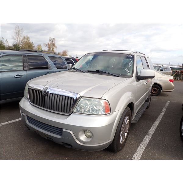 2003 Lincoln Navigator
