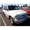 Image 2 : 2000 Isuzu Trooper RUNS WITH MECHANICAL PROBLEMS