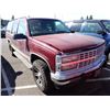 Image 2 : 1999 GMC Suburban