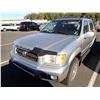 Image 1 : 2002 Nissan Pathfinder
