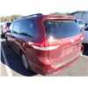 Image 4 : 2011 Toyota Sienna