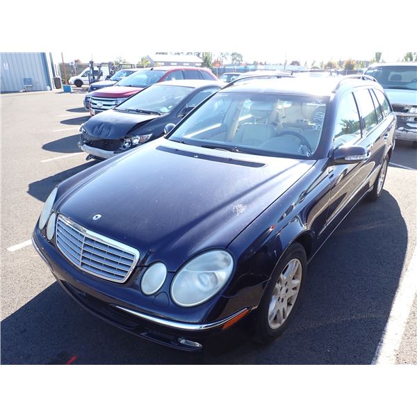 2004 Mercedes-Benz E320