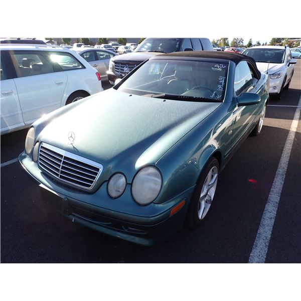 1999 Mercedes-Benz CLK320