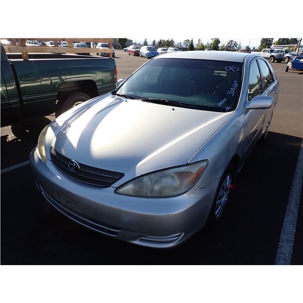 2004 Toyota Camry