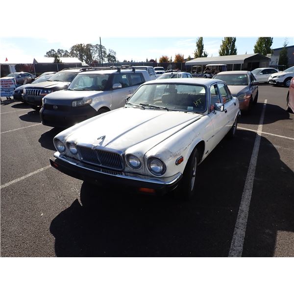 1982 Jaguar XJ6