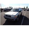 Image 1 : 1999 Nissan Pathfinder