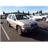 Image 2 : 1999 Nissan Pathfinder