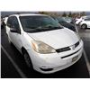 Image 2 : 2005 Toyota Sienna