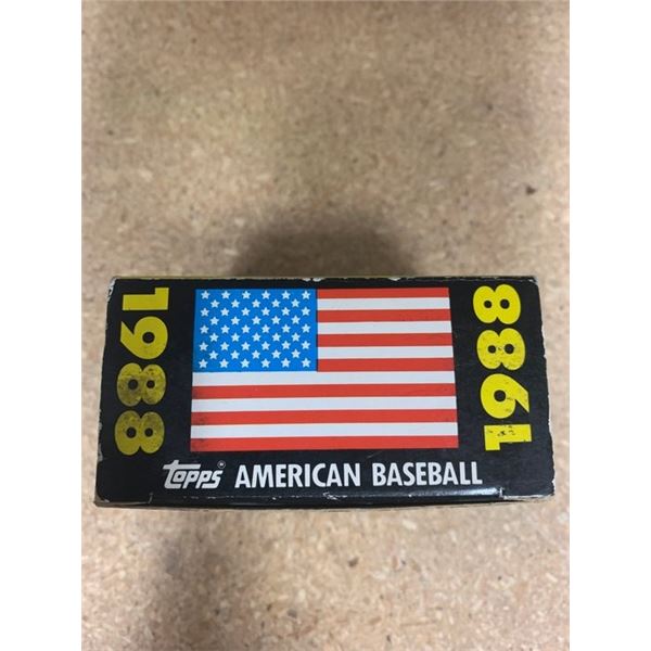 Topps 1988 baseball card collectors box