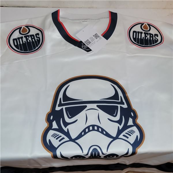 NEW STAR WARS EDMONTON OILERS JERSEY SIZE XXL (KNOCK OFF)