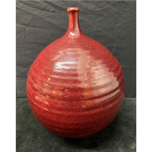 Late Qing Dynasty Oxblood Porcelain Vase w/ Maker's Mark 7" Dia, 10.5"