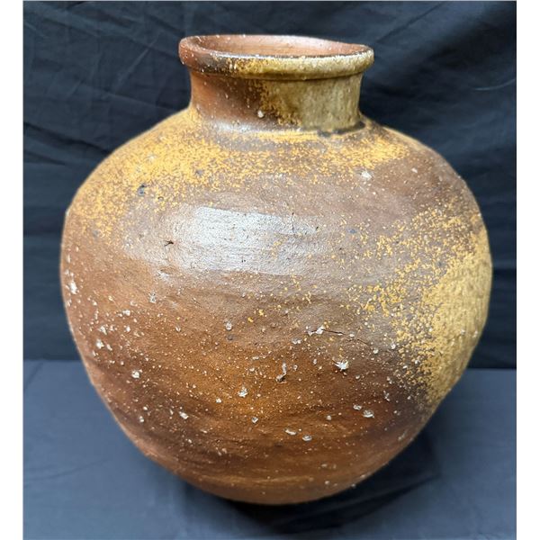 Japanese Shigaraki Stoneware Tsubo Jar 11" Dia, 12"H
