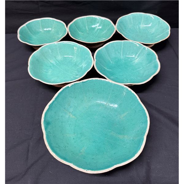 Qty 6 Late Qing Dynasty/Early Republic Footed Bowls, Famille Rose Pattern 6-8" Dia, 2.25"H