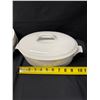 Image 35 : Multiple Dinnerware & Serving Pieces: Plates, Bowls, Teacups & Saucers, Tureens, etc Misc Sizes
