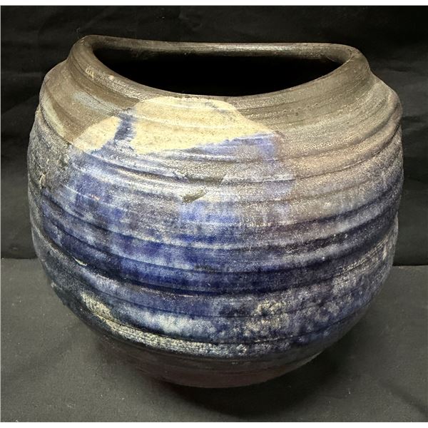 Ceramic Pot w/ Wide Rim, Textured Surface & Maker's Mark (Artist Unknown) 5.5" Dia, 6"H