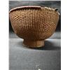 Image 14 : Multiple Wooden Bowls, Lidded Boxes, Woven Fiber Bowl, Japanese Spinning Top Game, etc Misc Sizes